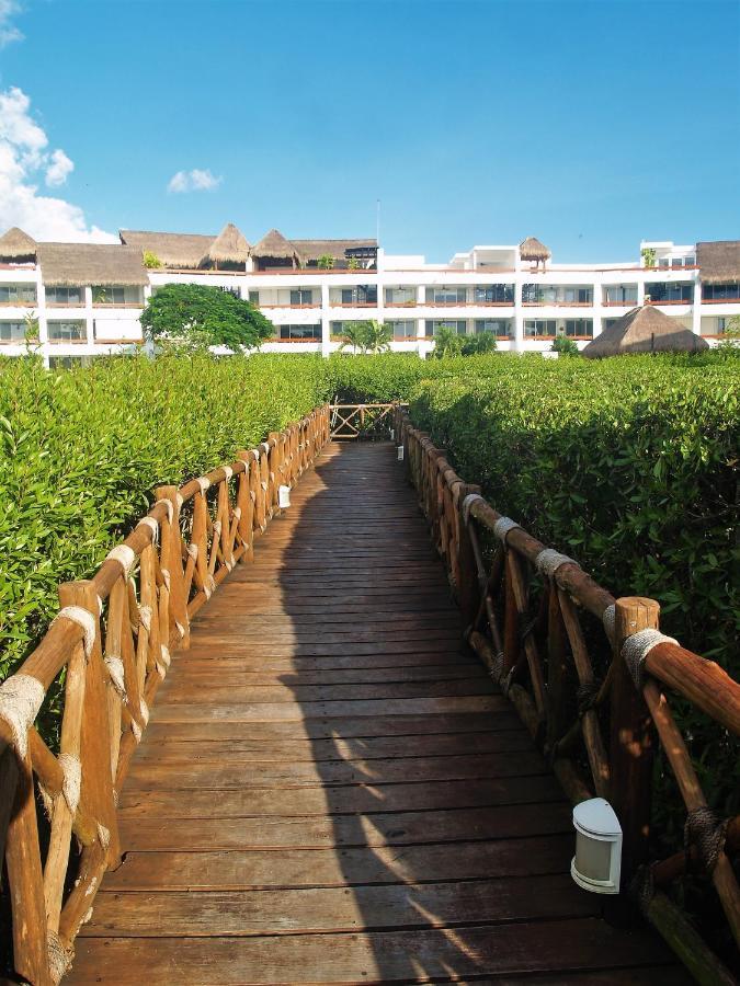 Beachfront Apartment Your Home In Cozumel Exteriör bild